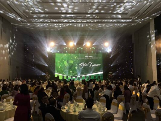 cho-thue-trong-led-lap-trinh-vietcombank-2021-6.