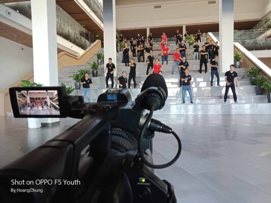 dao-dien-chuong-trinh-cua-vinfast-3