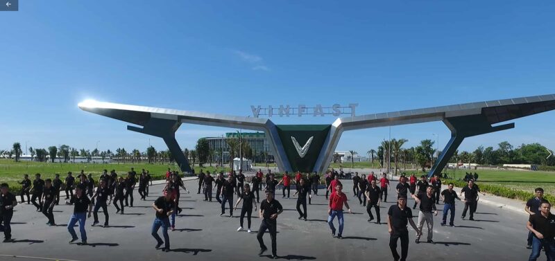 dao-dien-chuong-trinh-cua-vinfast-5