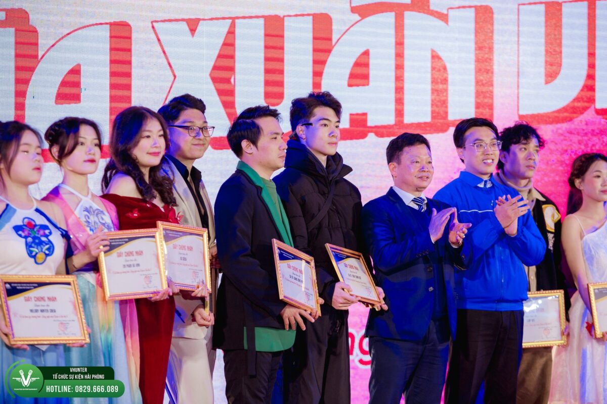 CHUYÊN ĐỀ ĐIỂM CÁC THÀNH PHỐ SỰ KIỆN KẾT HỢP GIÁO DỤC VÀ GIẢI TRÍ TẠI THPT LÊ QUÝ ĐÔN