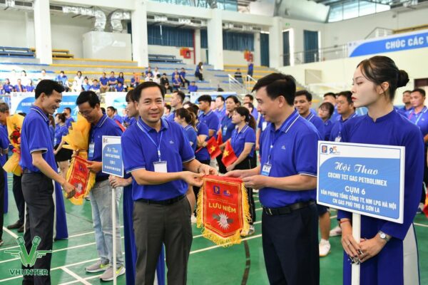 HỘI THAO PETROLIMEX SÂN CHƠI ĐẦY SỨC SỐNG VÀ HÀO HỨNG