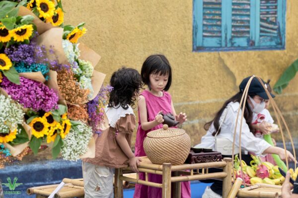 le-hoi-mua-thu-fujifilm-khoac-len-minh-mot-mua-thu-day-sac-mau