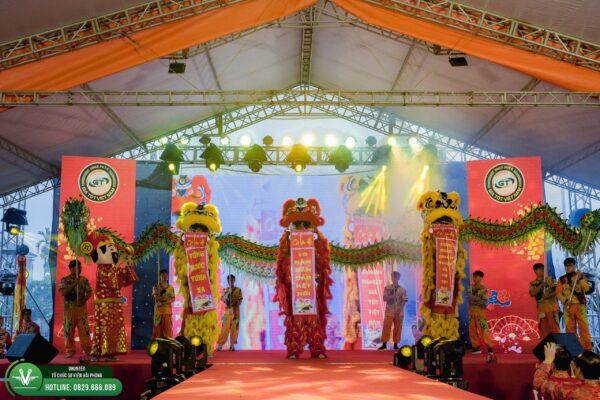 le-hoi-ao-dai-cong-dong-gia-tot-viet-nam-hanh-trinh-kham-pha-ve-dep-va-hon-vie