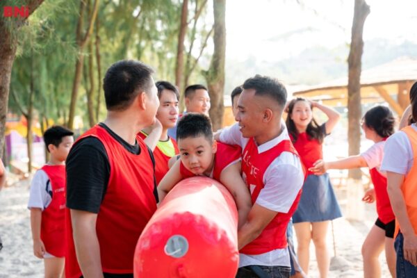 Tầm quan trọng của tổ chức team building