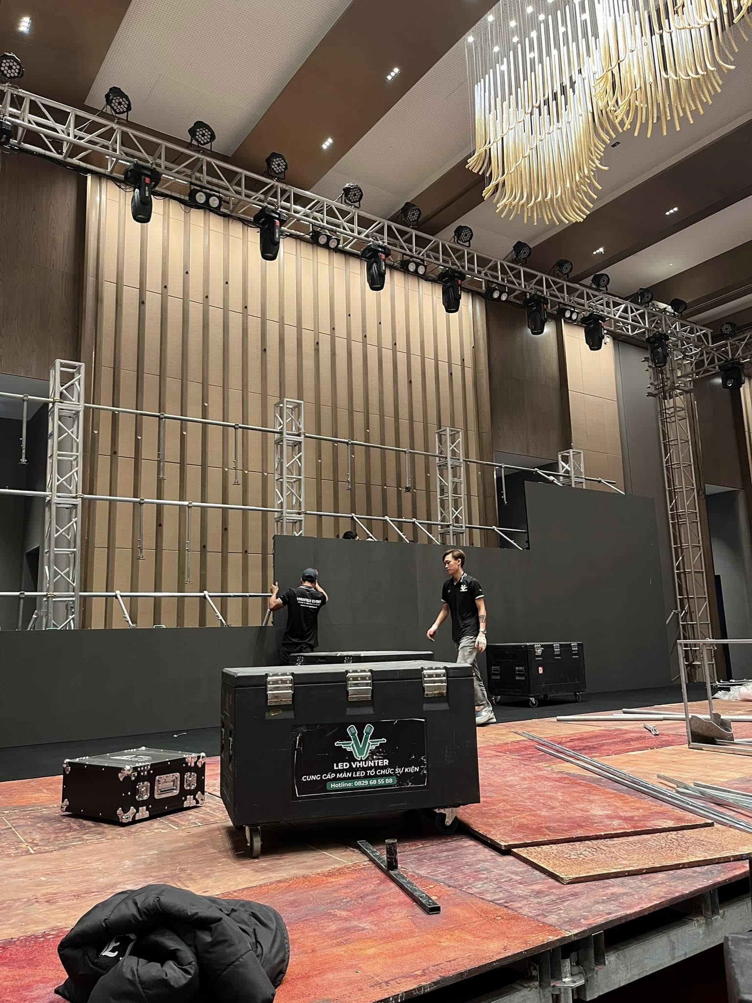 Thiết bị sự kiện hiện đại