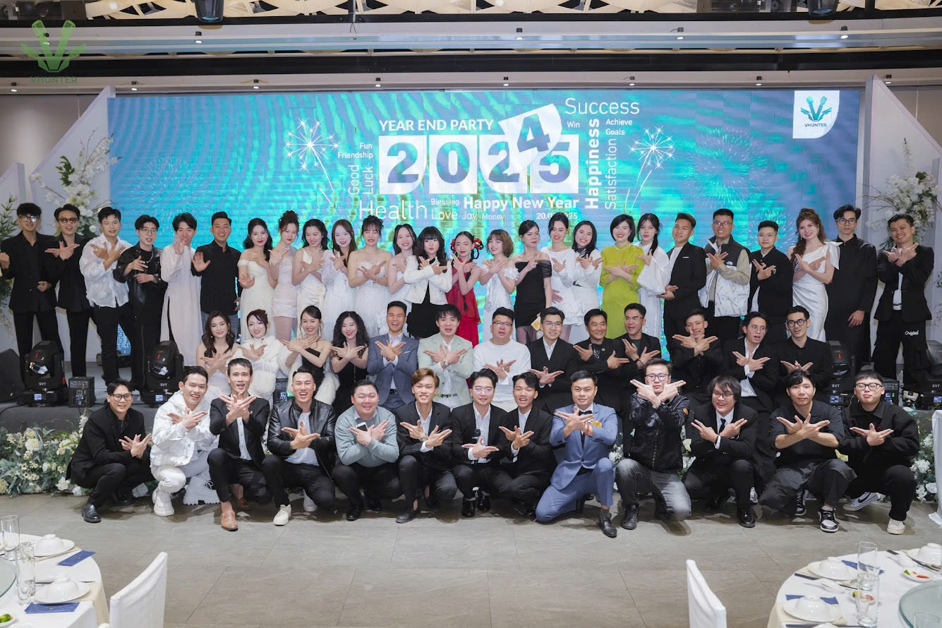 Toàn thể đội ngũ VHunter