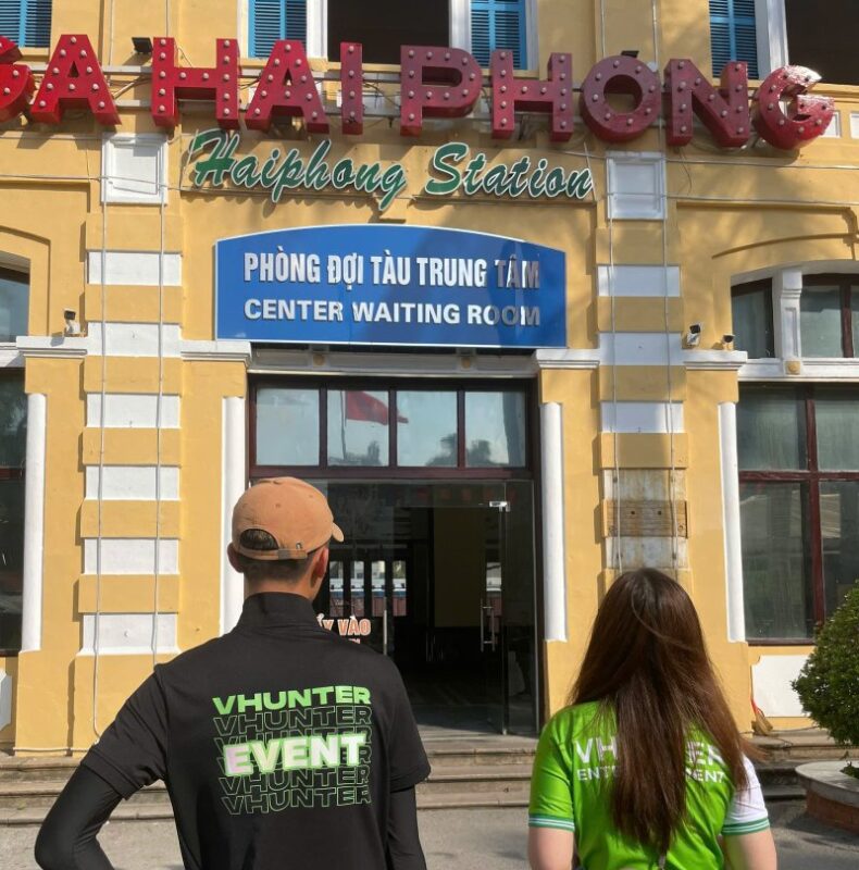 VHunter đồng hành cùng Sự kiện Khai trương chuyến tàu Hoa Phượng đỏ