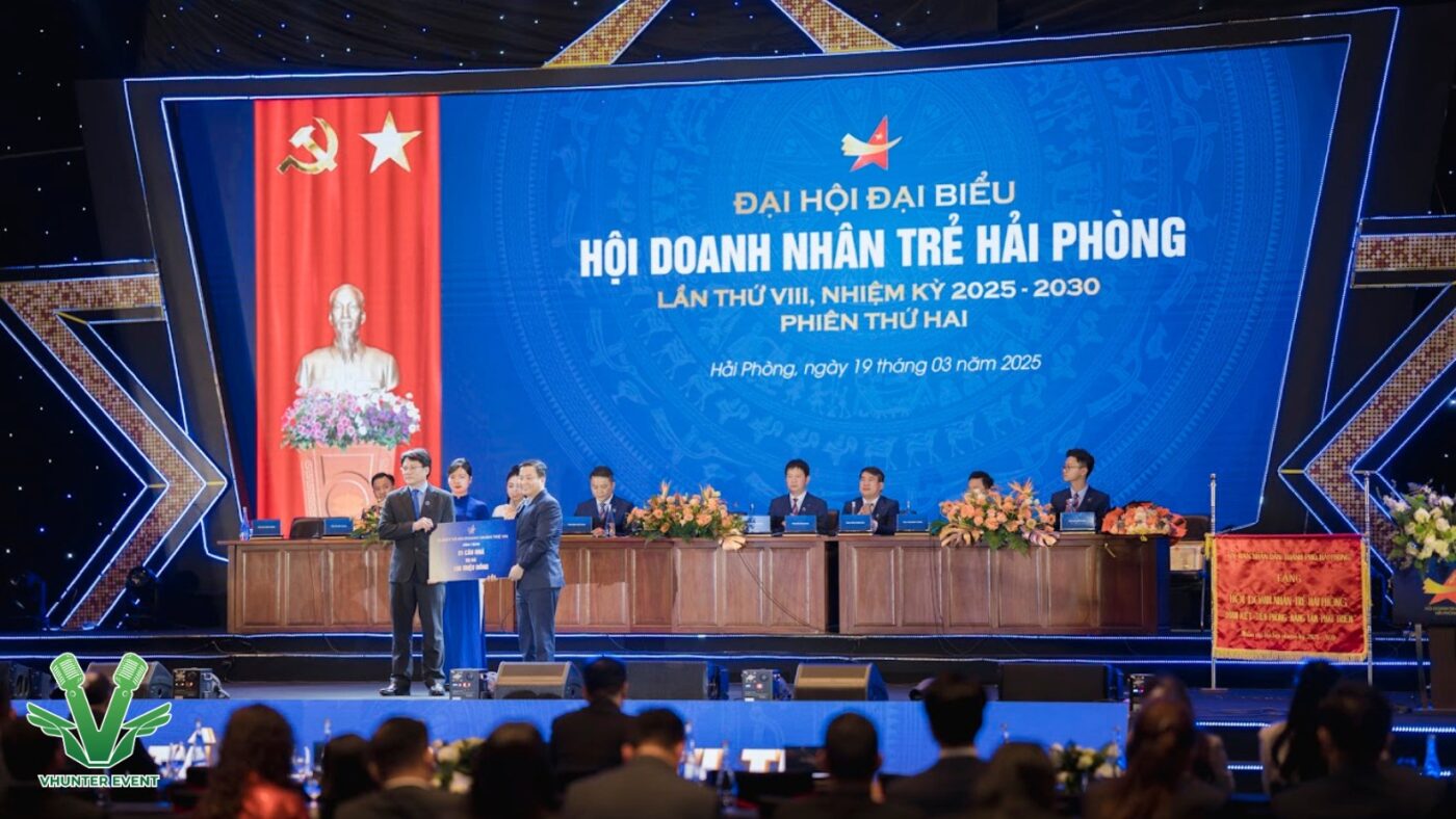 Tại sao cần lựa chọn đúng bàn ghế sự kiện?
