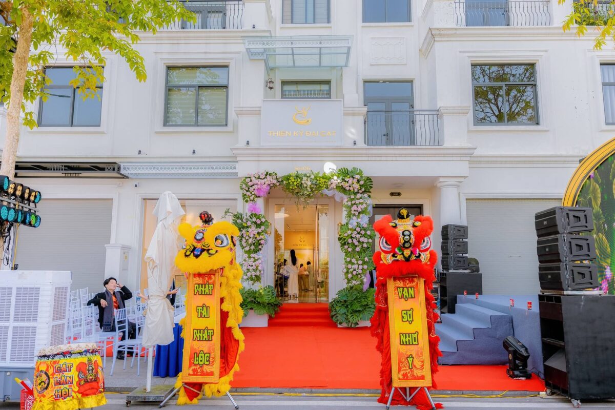 Trịnh Hoàng Event