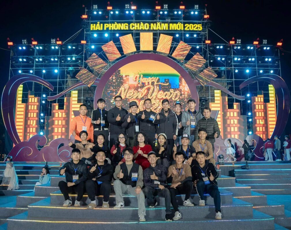 Trịnh Hoàng Media