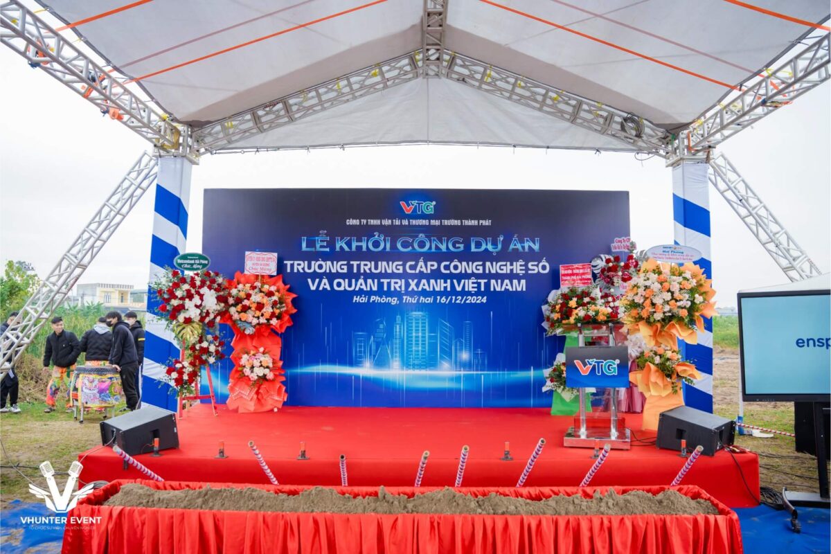 Tổ chức lễ khởi công