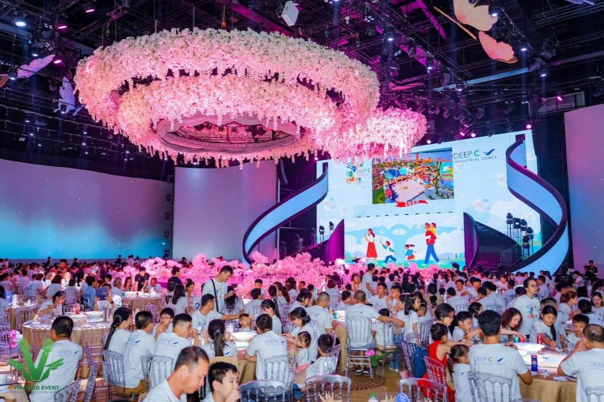 Tổ chức Family Day (Ngày hội gia đình)