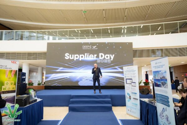 Không gian sân khấu