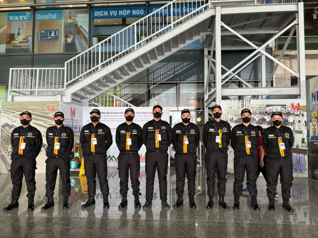 Đội ngũ bảo an hùng hậu, đảm bảo chương trình được "An toàn"