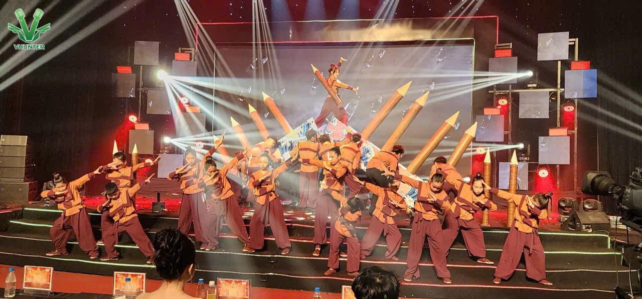 Dịch vụ cho thuê vũ công, nhóm nhảy biểu diễn của VHunter bao gồm những gì?