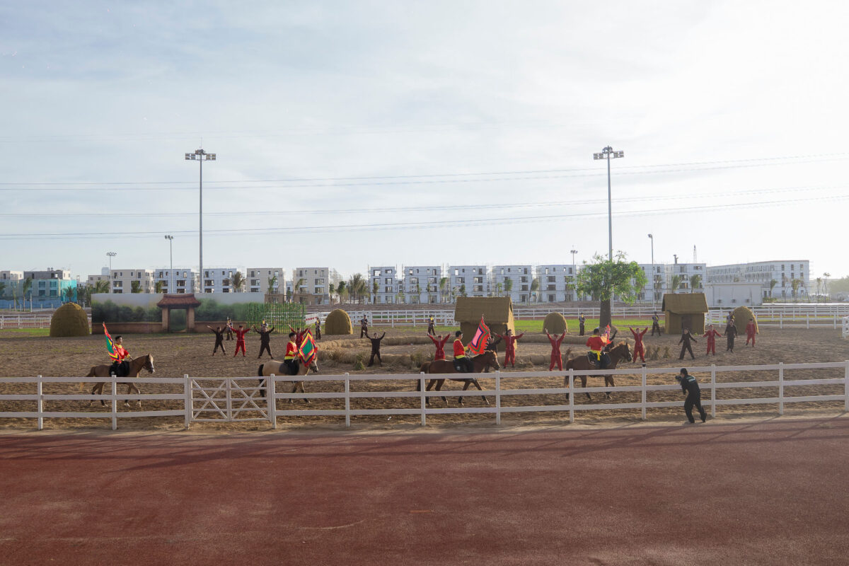 Tiết mục biểu diễn show thực cảnh "Mã Khải Hoàn"