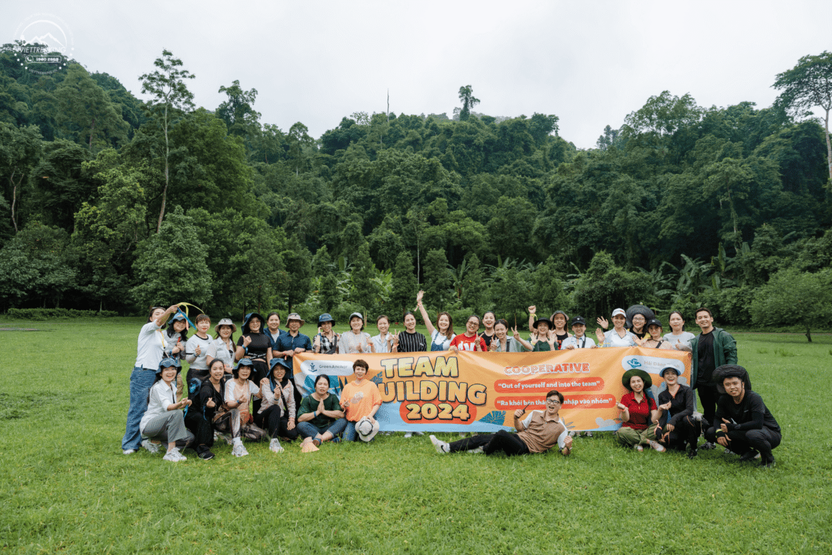 Tổ chức Team building