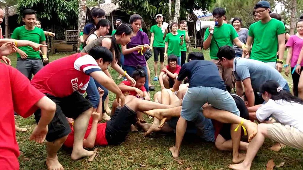 Tổ chức team building cho công ty