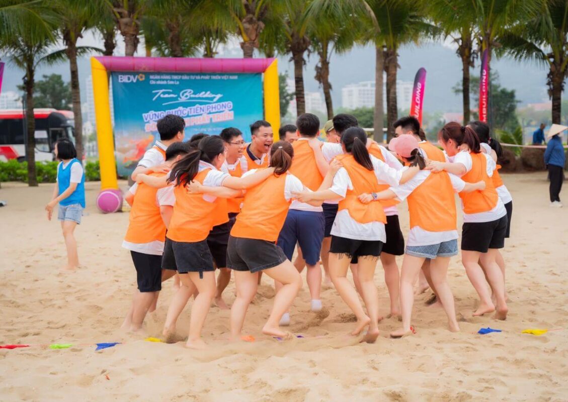 Team building tại Hạ Long