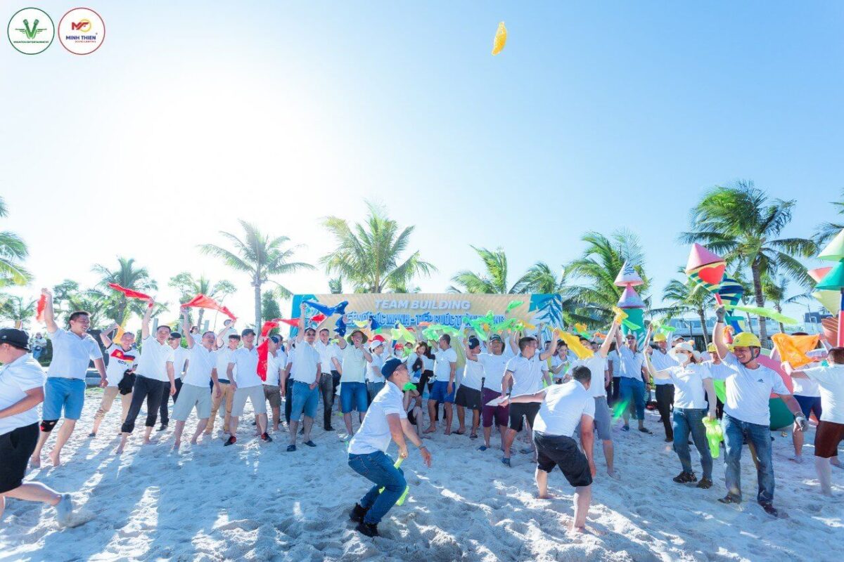 Vì sao nên chọn mc team building của Vhunter Event