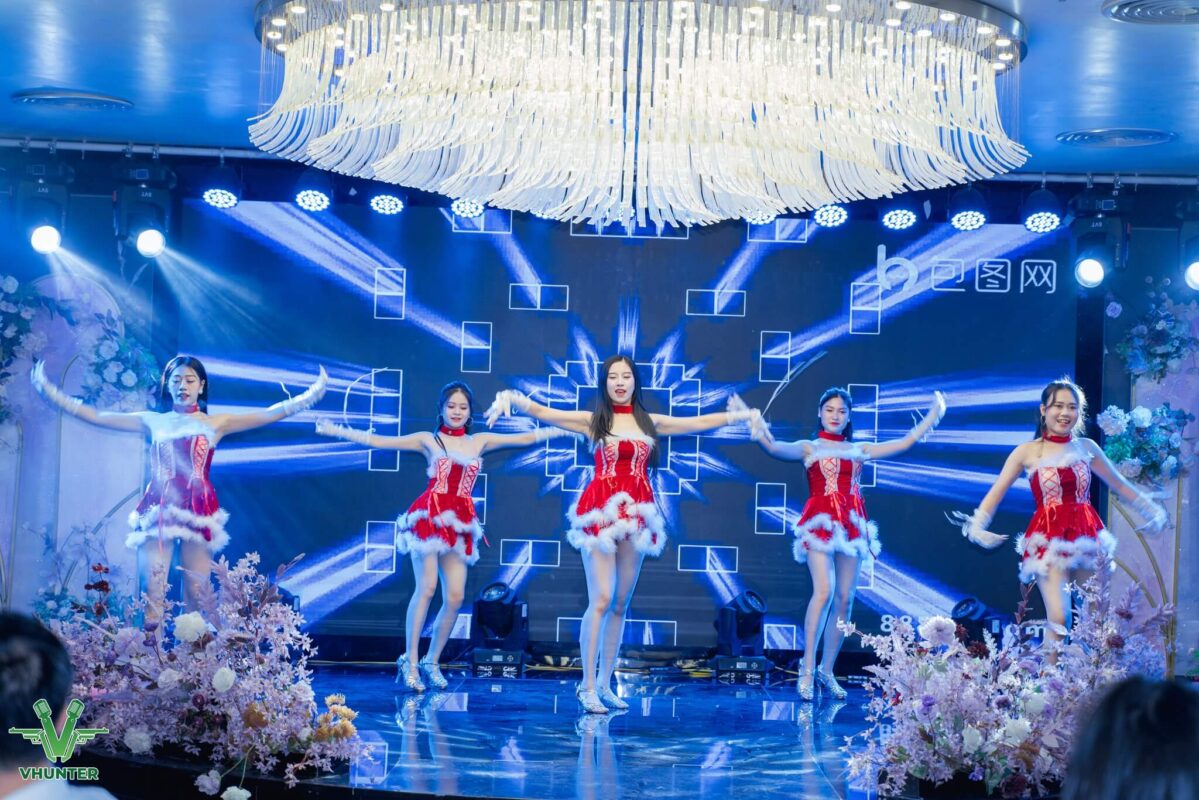 Các hình thức múa LED tương tác sân khấu phổ biến