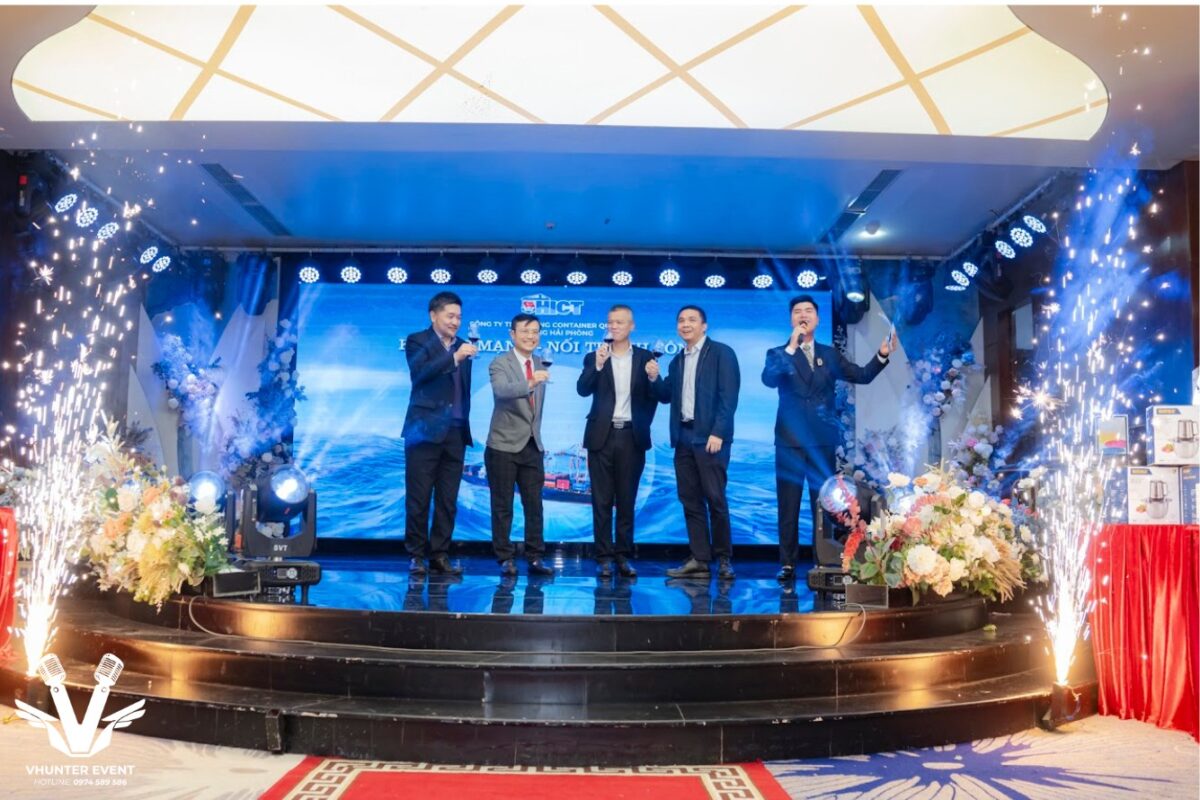 Ý tưởng tổ chức year end party