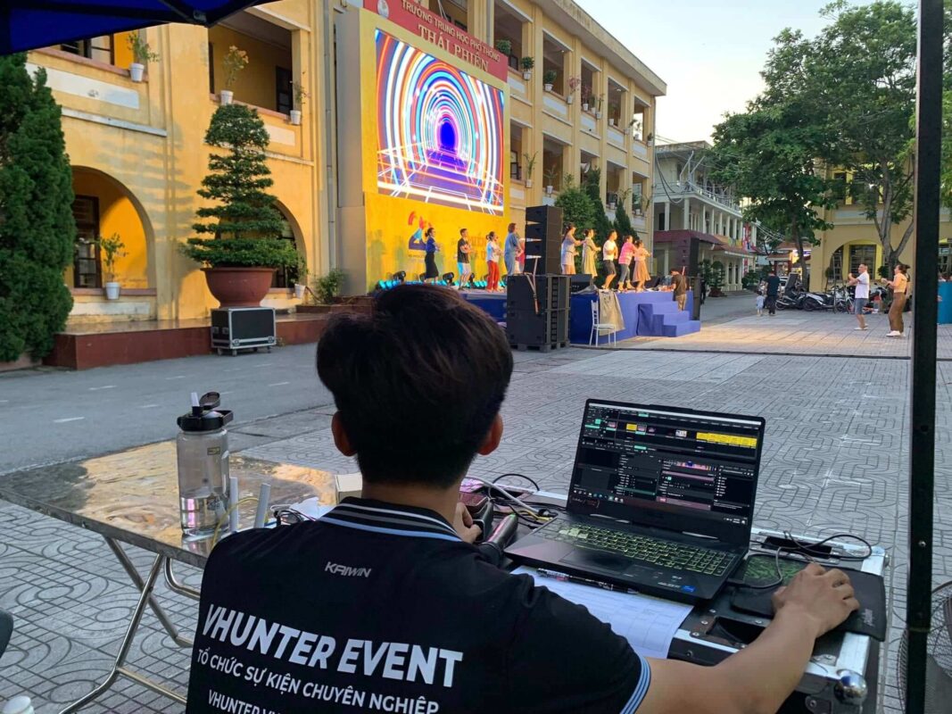 Nội dung hình ảnh và thiết bị trình chiếu