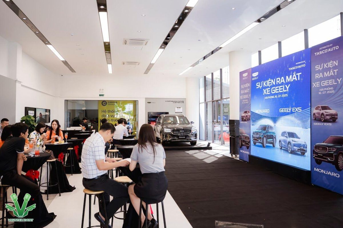 VHunter Event – Đơn vị cho thuê bàn cocktail tại Hải Phòng